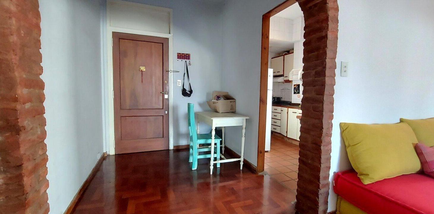 Foto de 92 m2 TOTALES, con una terraza/patio increíble un 2 ambientes (antes 3 amb), imagen 1