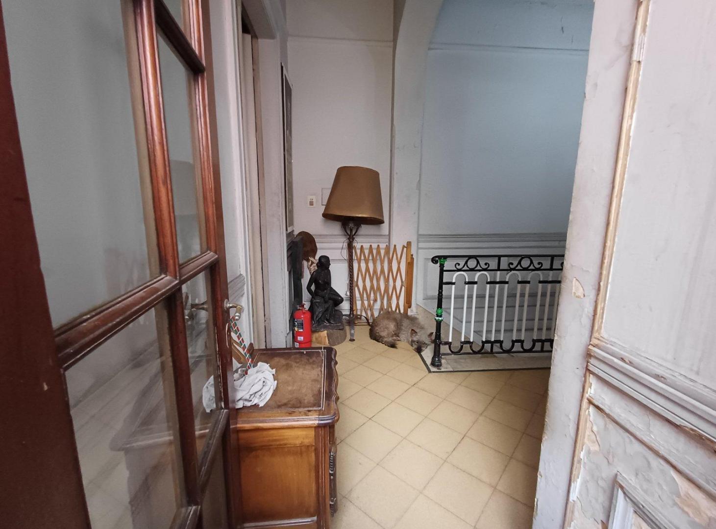 Foto de PH a reciclar, con gran terraza, entrada independiente, con excelente ubicación en Barracas., imagen 2