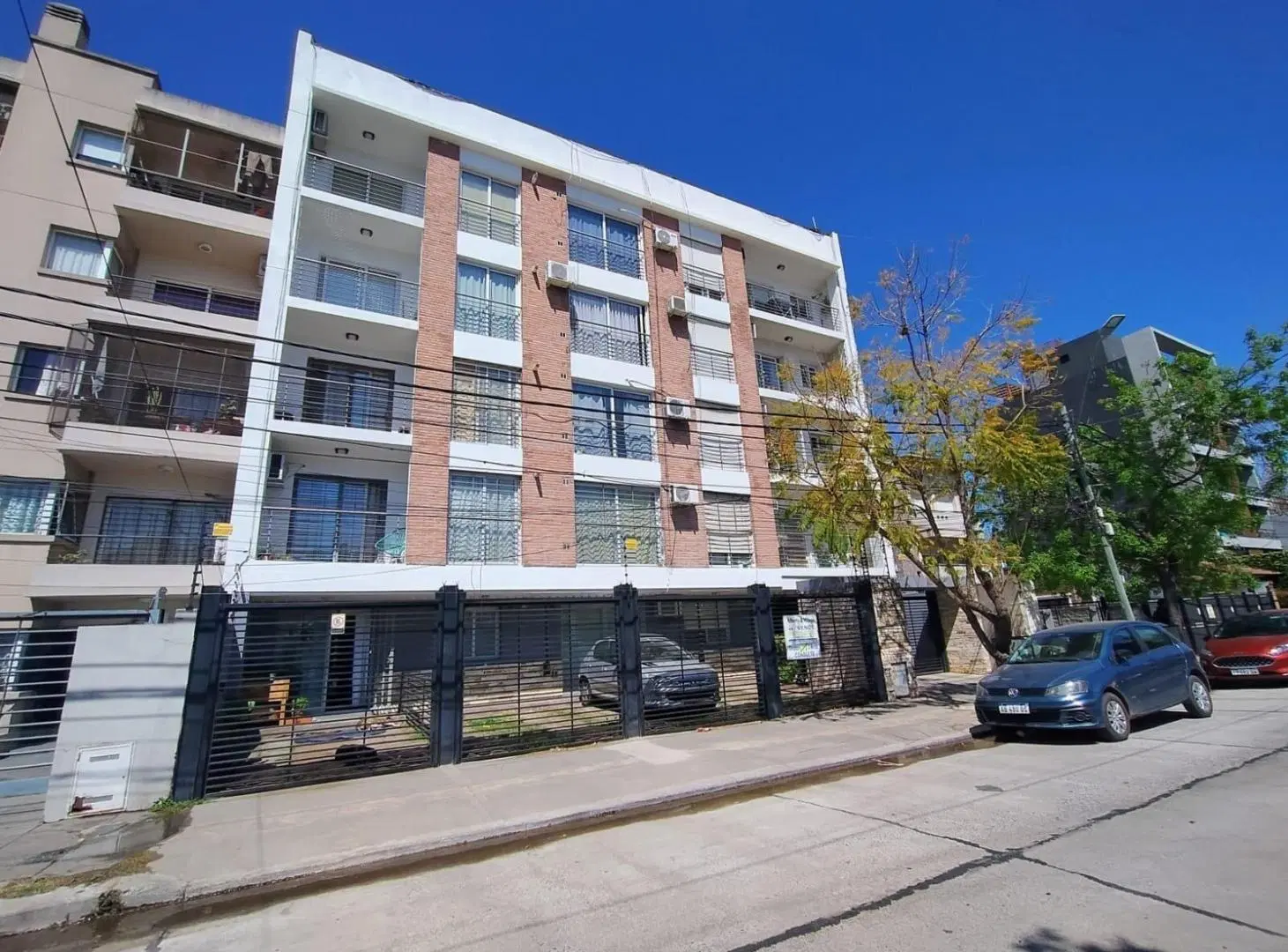 Alquiler, Departamento 3 ambientes. Castelar - Moron.- 1
