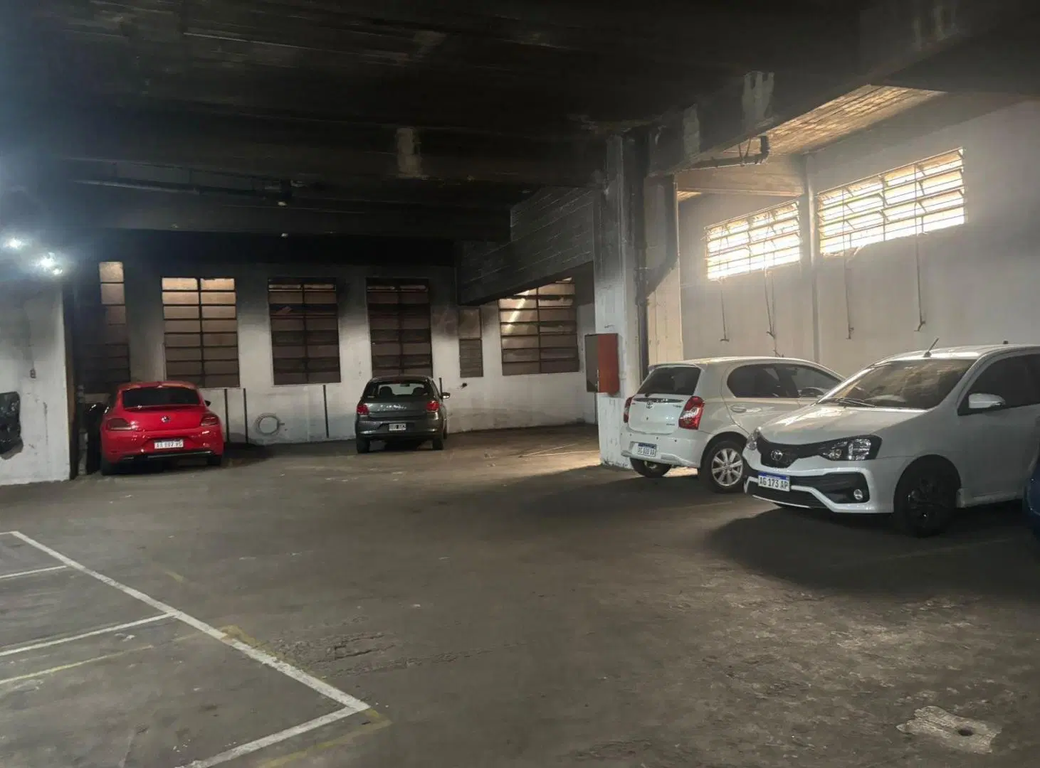 Planta Baja completa uso comercial 630 m2 1