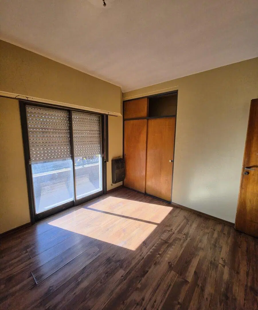 ¡OPORTUNIDAD EN TAPIALES! PH DÚPLEX 3 AMBIENTES CON PATIO – APTO CRÉDITO 5