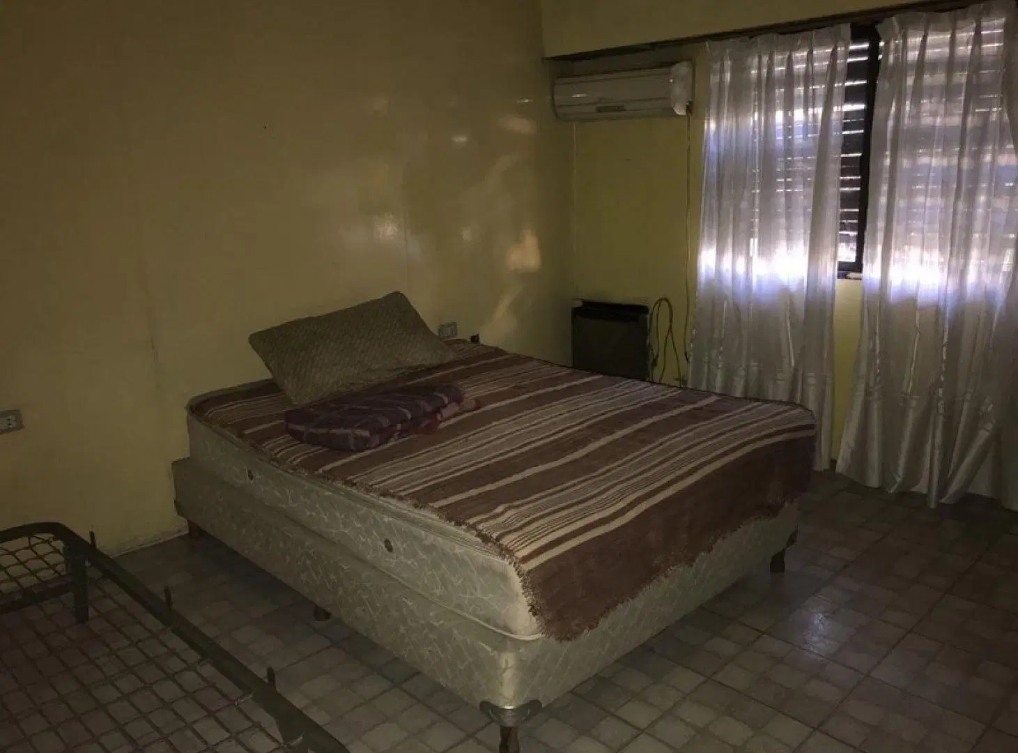 CASA AMERICANA EN UNA PLANTA MUY SOLIDA ZONA COLEGIO WARD, VILLA SARMIENTO 8