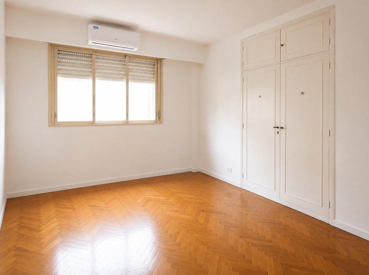 Foto de ALQUILER 3 AMBIENTES EN PISO 11 – ¡CONECTIVIDAD TOTAL Y LUZ EN PLENO CABALLITO (APTO MASCOTAS), imagen 1
