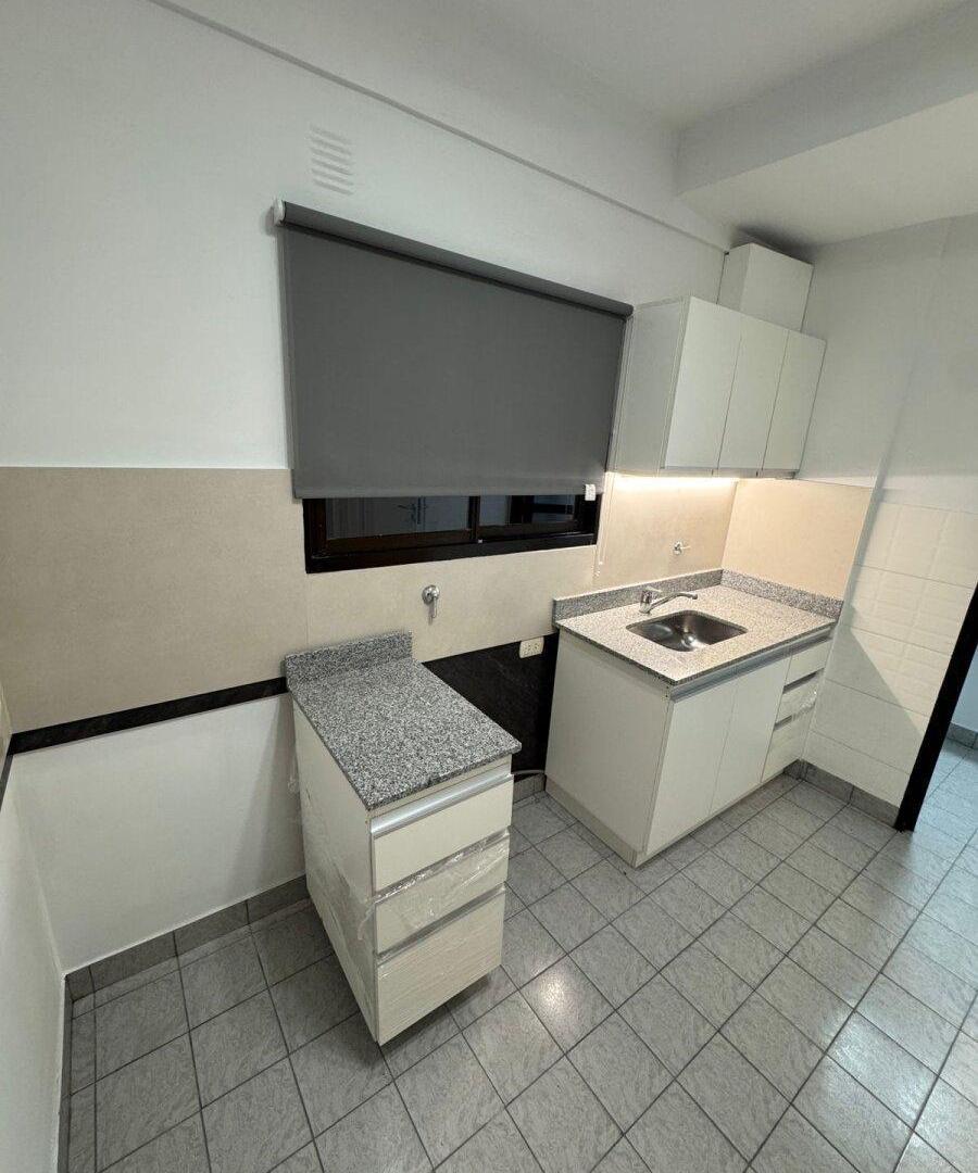 Foto de VENTA DEPARTAMENTO EN MORON, imagen 4