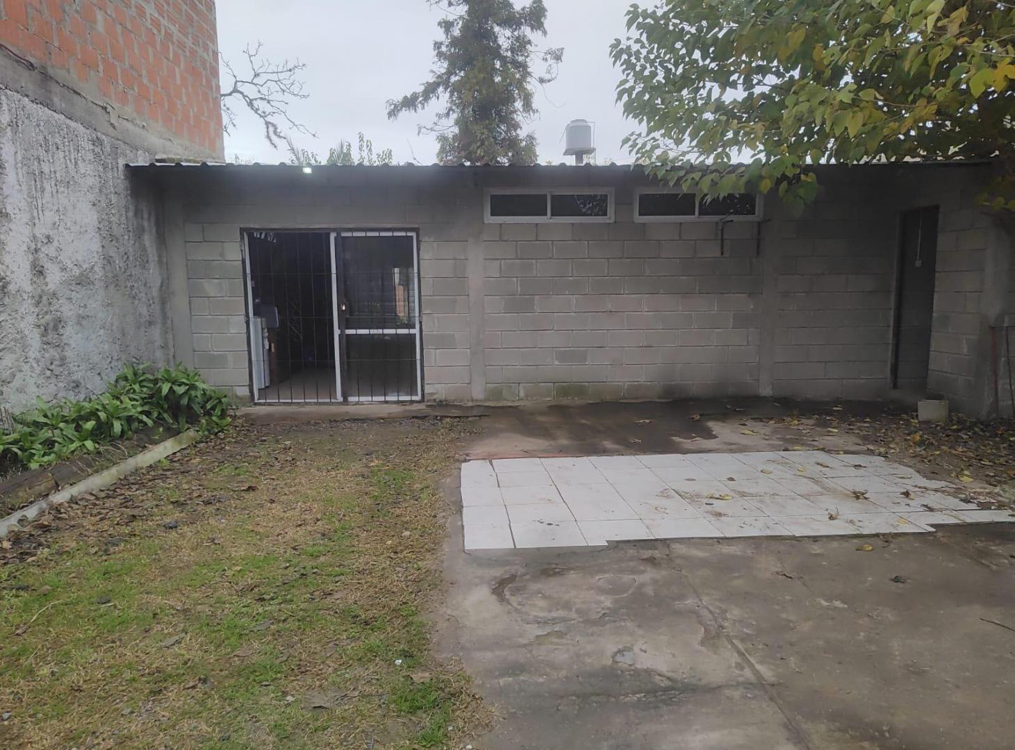 Foto de CASA EN VENTA EN MERLO, MONTALVO 1300, imagen 1