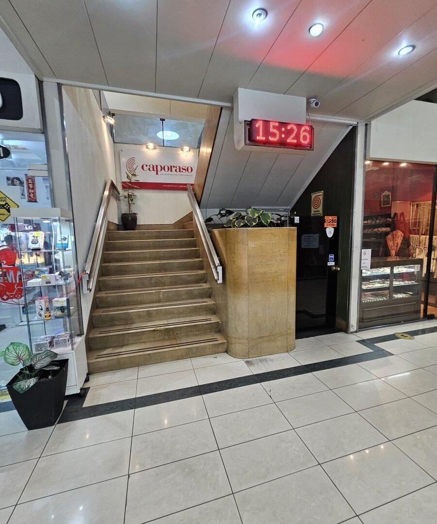 Foto de Local en espectacular zona comercial de Retiro. a metros de peatonal, imagen 5