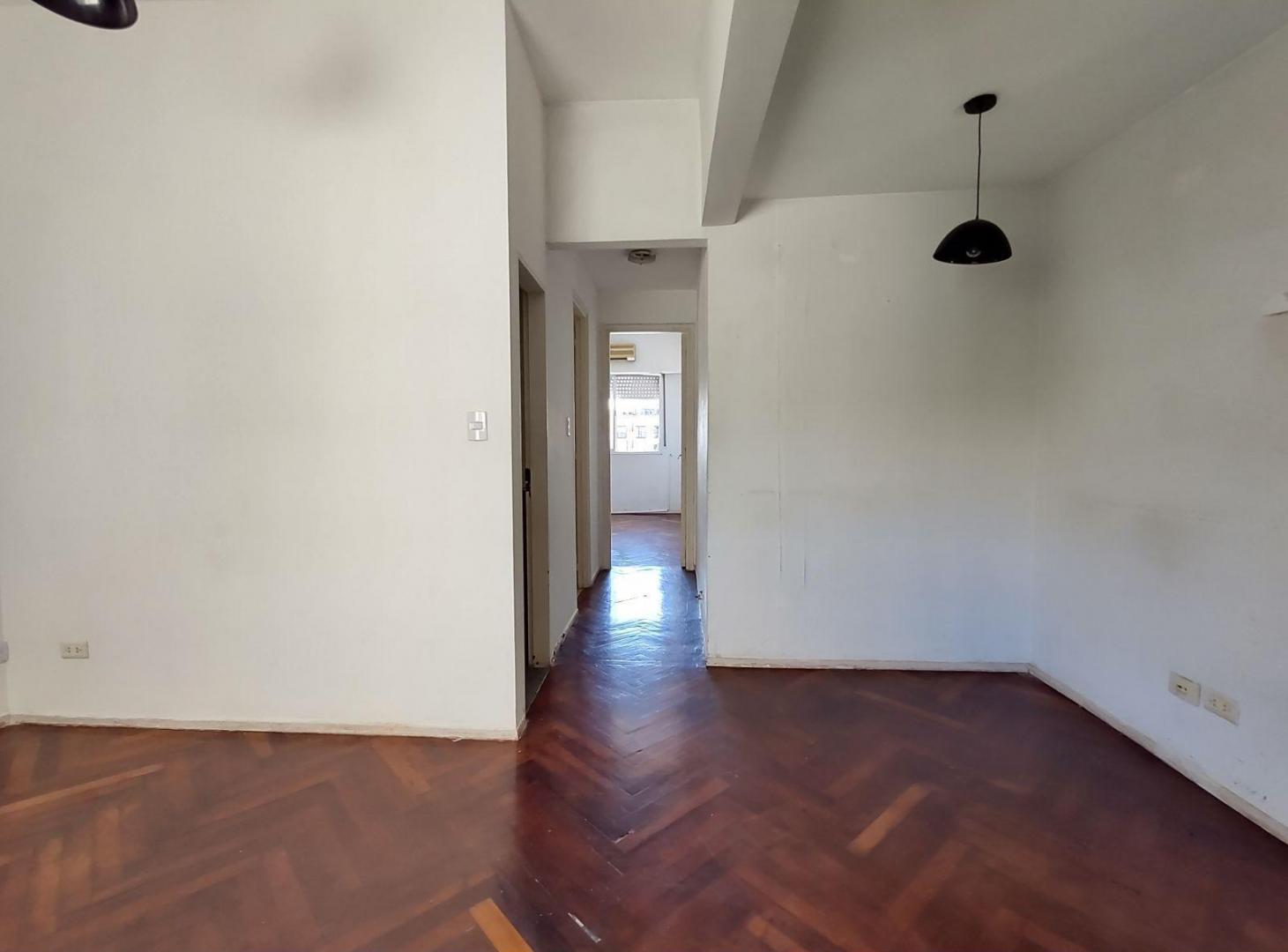 Foto de Luminoso departamento de 2 ambientes con vestidor, imagen 4