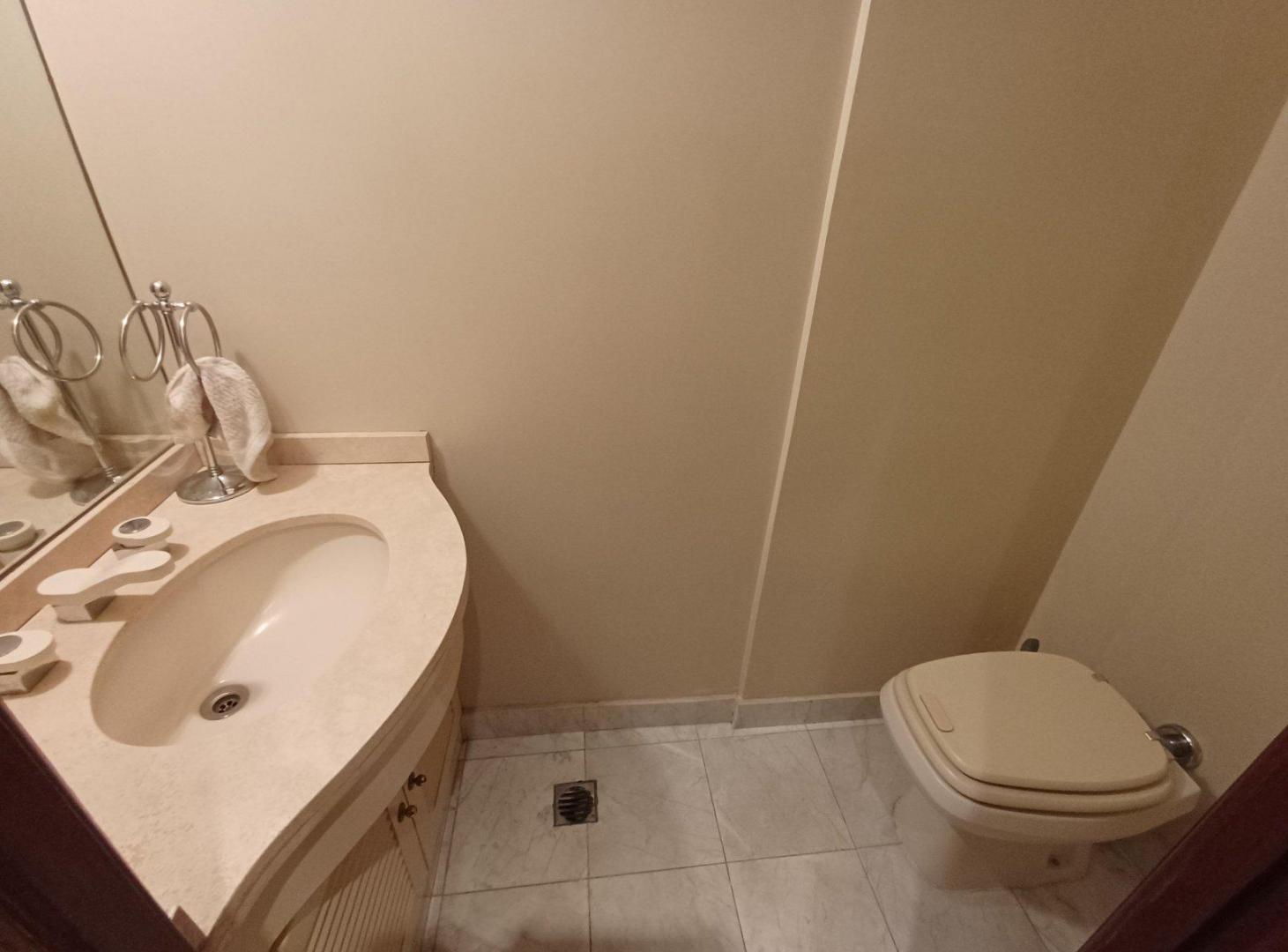 Foto de Departamento estilo Frances apto profesional con balcón, imagen 3