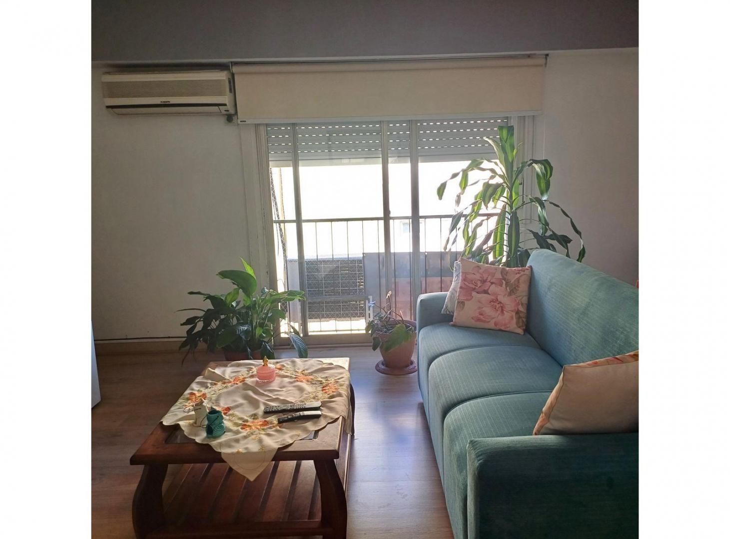 Foto de Luminoso departamento de 4 ambientes con Cochera., imagen 5
