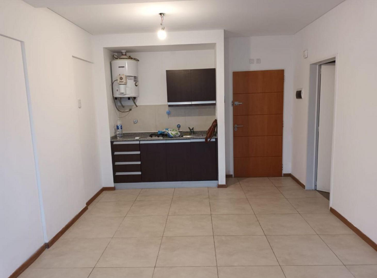 Foto de DEPTO 1 amb y medio / CON PILETA, SEGURIDAD 24 HS, SUM, PARRIL, imagen 1