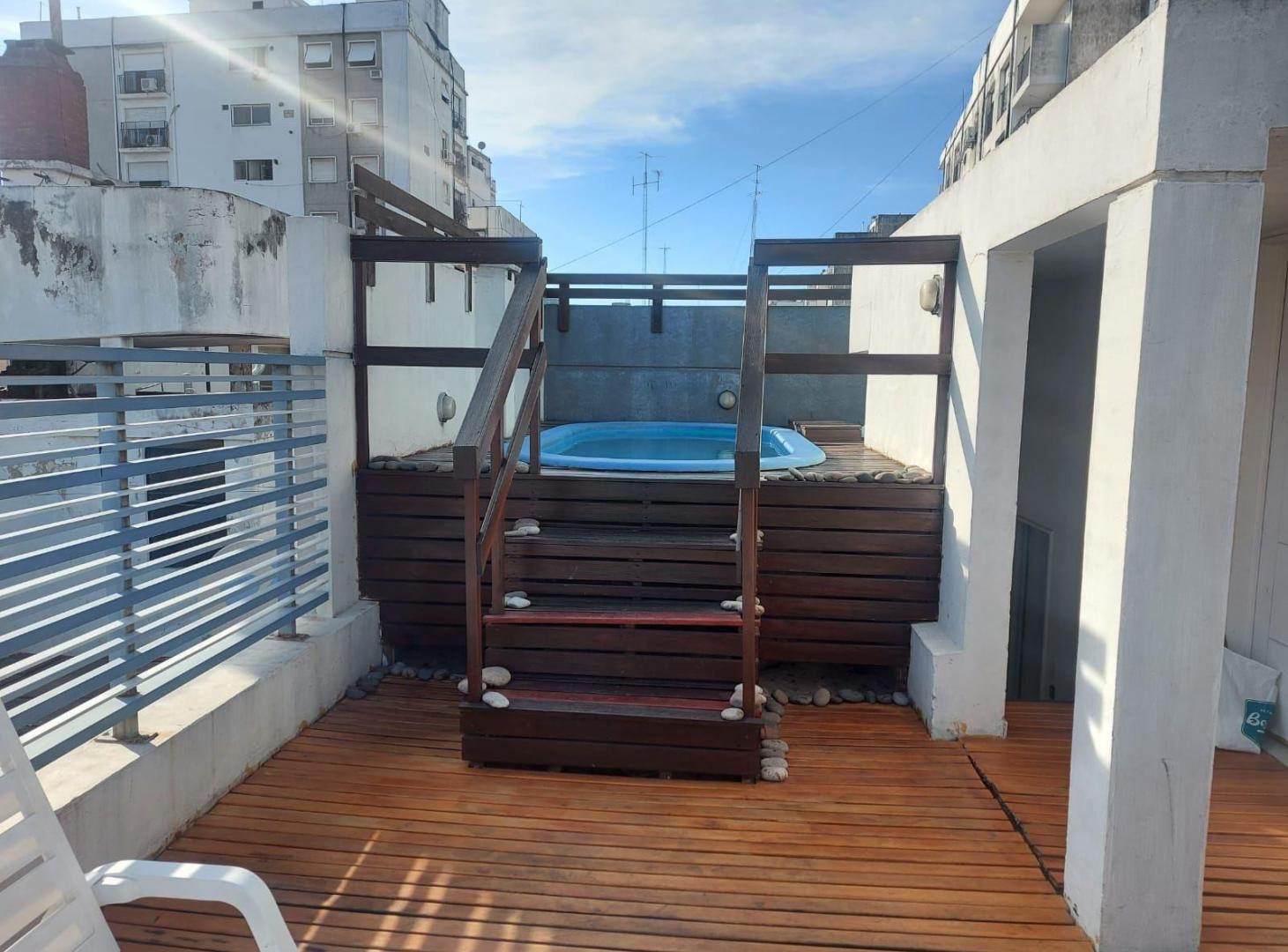 Foto de DEPTO 2 AMBIENTES , LAVADERO, PILETA al frente, imagen 3