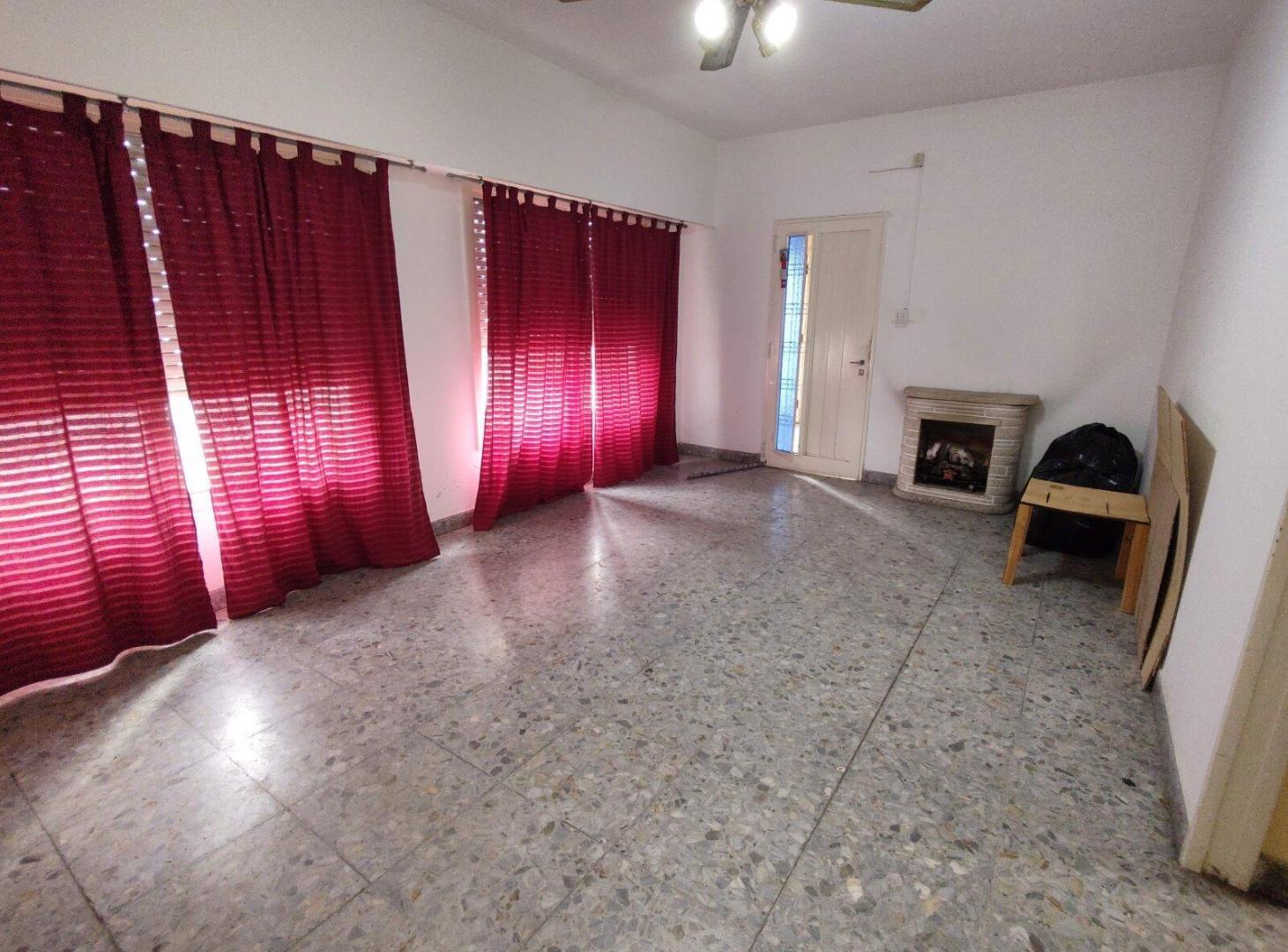 Foto de Venta Ph 3 ambientes al frente en Moron, imagen 2