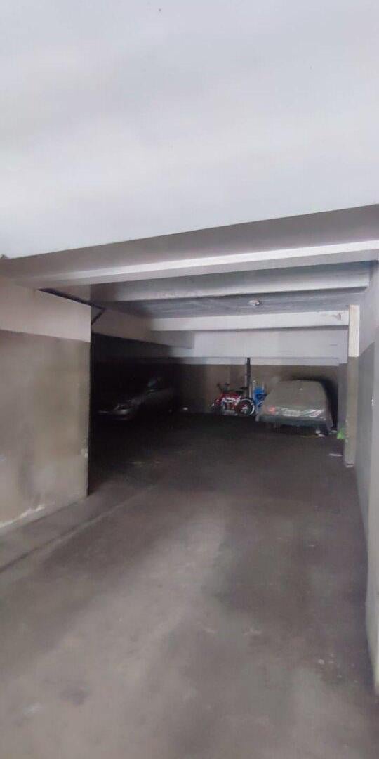 Foto de 2 ambientes C/Cochera. Al frente, balcón, patio, baulera. Ideal inversor, imagen 5