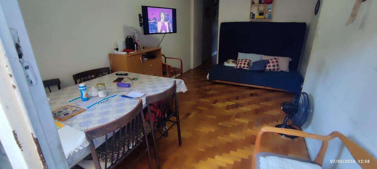 Foto de 2 ambientes C/Cochera. Al frente, balcón, patio, baulera. Ideal inversor, imagen 3
