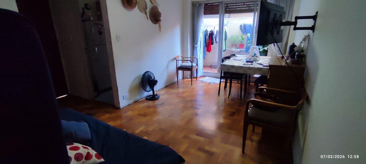 Foto de 2 ambientes C/Cochera. Al frente, balcón, patio, baulera. Ideal inversor, imagen 2