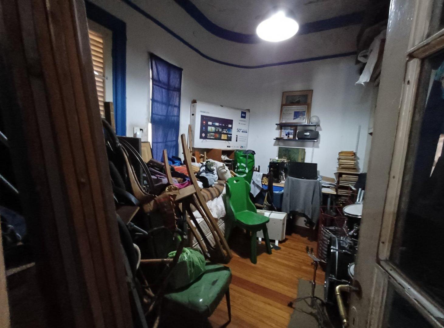 Foto de PH a reciclar, con gran terraza, entrada independiente, con excelente, imagen 3