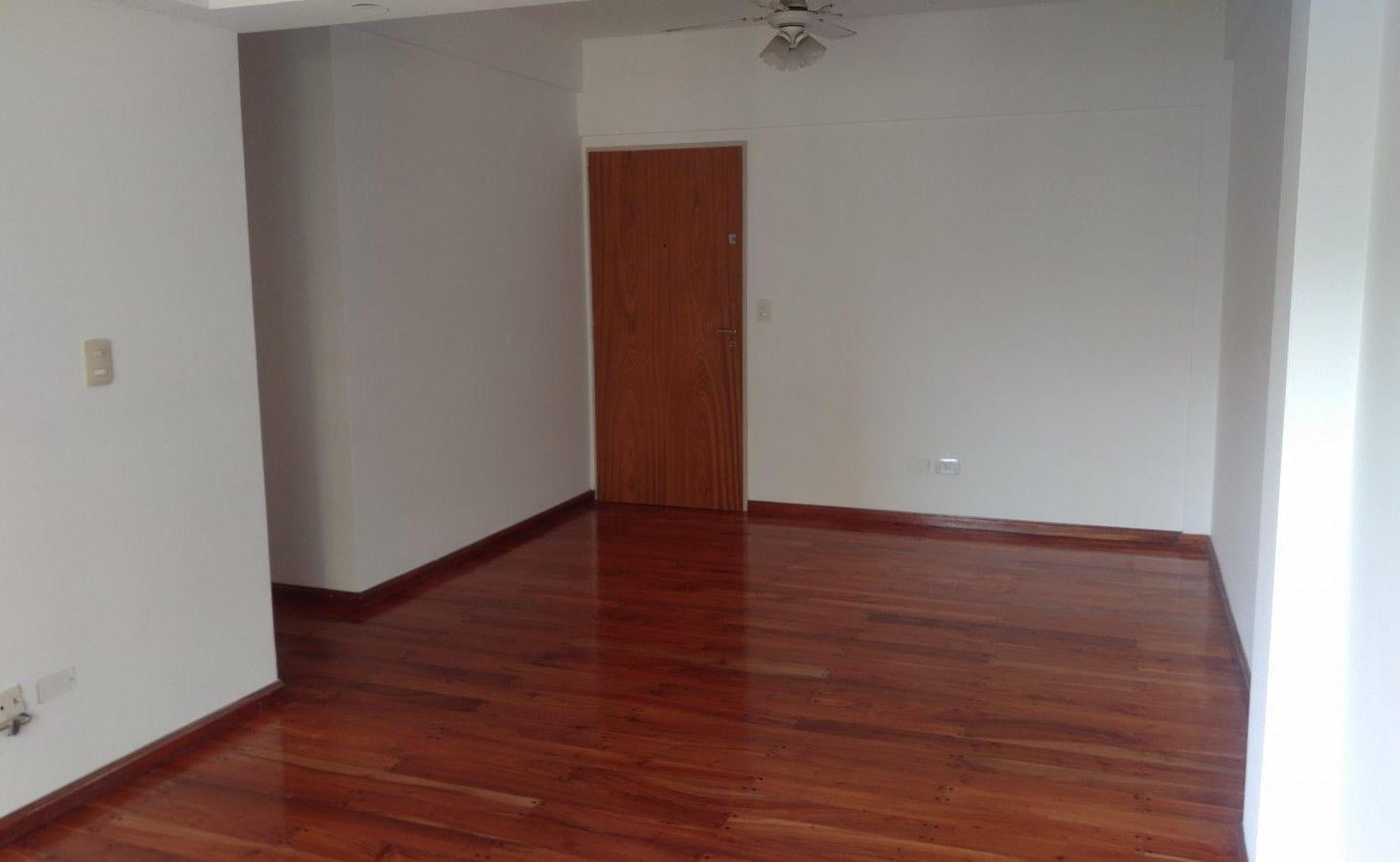 Foto de HERMOSO SEMIPISO DE 3 AMB EN CABALLITO, imagen 2