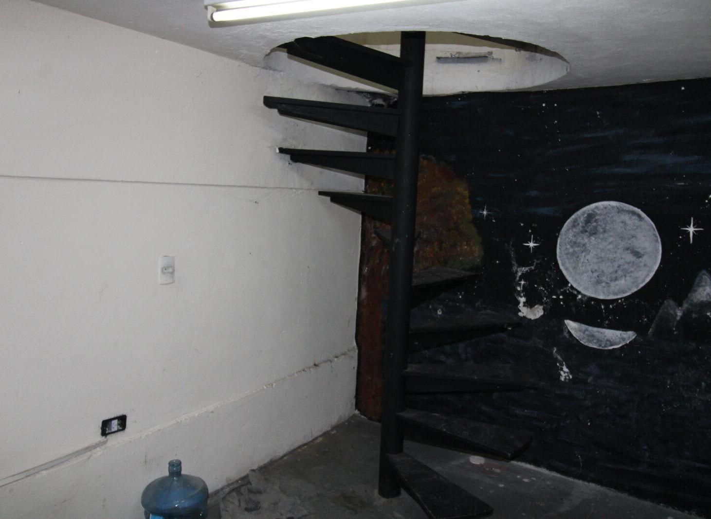 Foto de Alquiler Local en galería - PB y Sótano - 20m² - Retiro, imagen 4