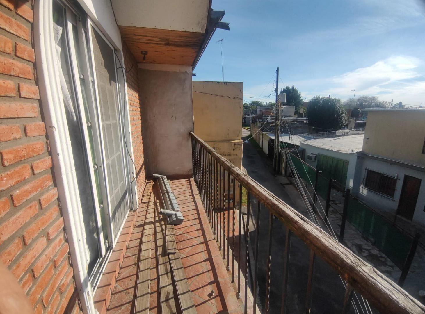 Foto de Duplex 4 ambientes en venta en Don torcuato, imagen 5