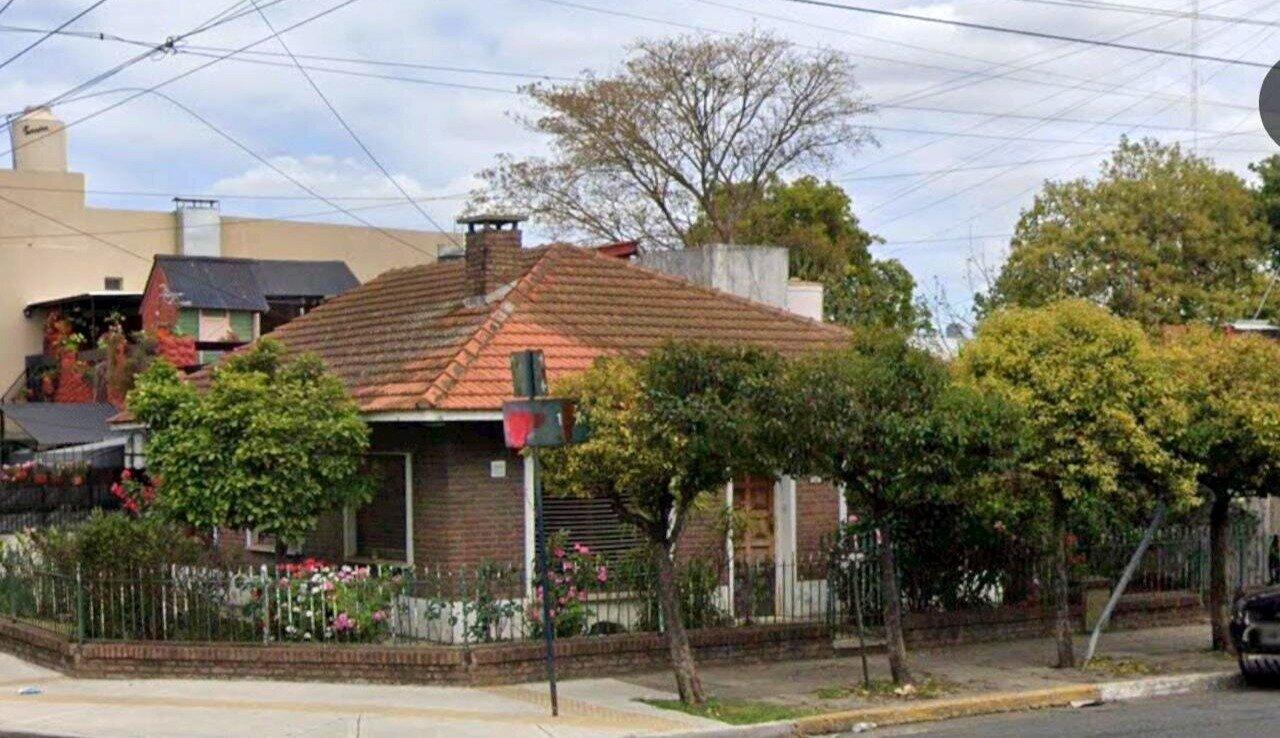 Foto de CASA EN VENTA 4 AMB. C/PATIO EN BERAZATEGUI, imagen 4