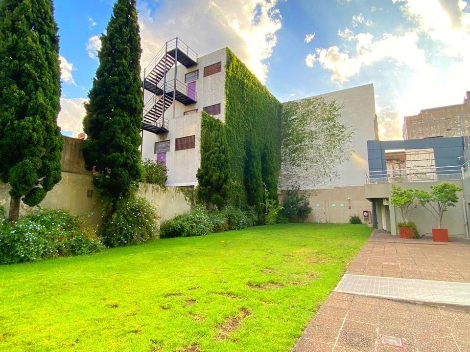 Foto de VENTA DEPARTAMENTO 2 AMBIENTES - BALCON INTEGRADO- VISTA ABIERTA - FULL, imagen 2