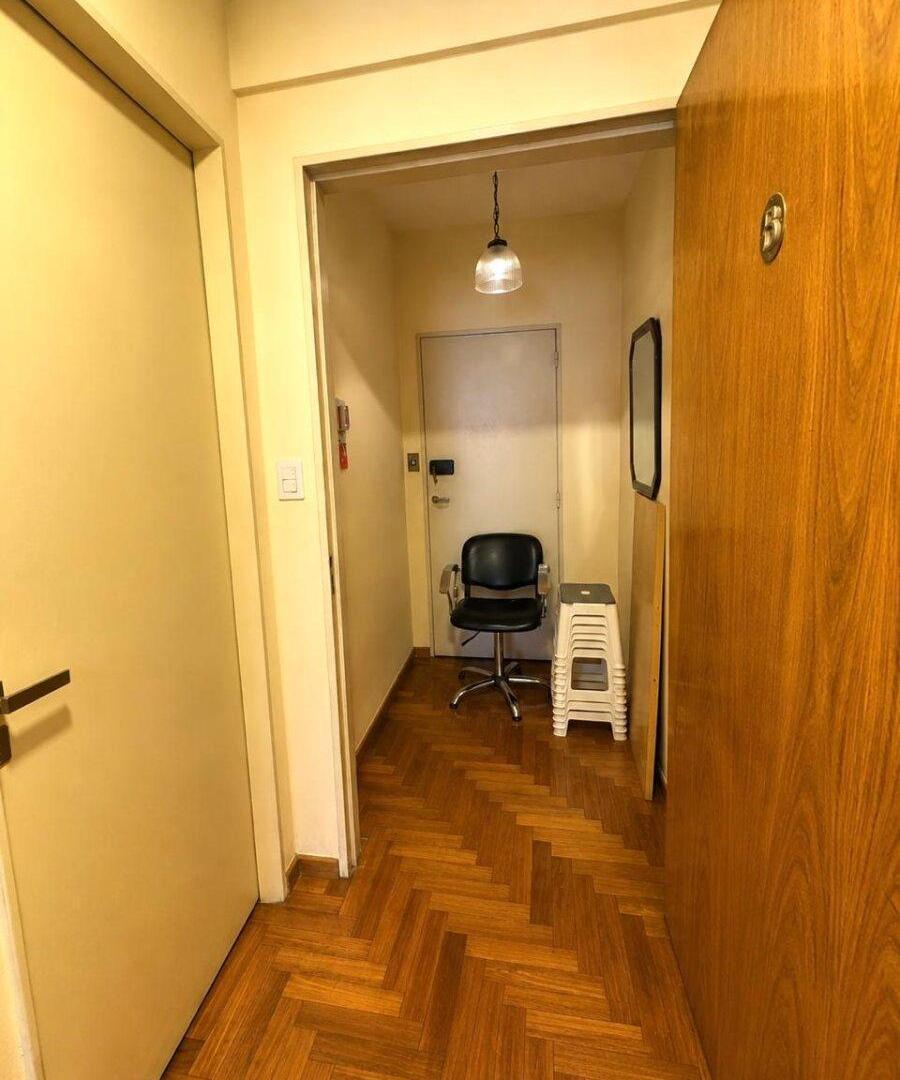 Foto de VENTA SEMIPISO 4 AMBIENTES CON DEPENDENCIA Y BAULERA - AV. LA PLATA 400, imagen 4