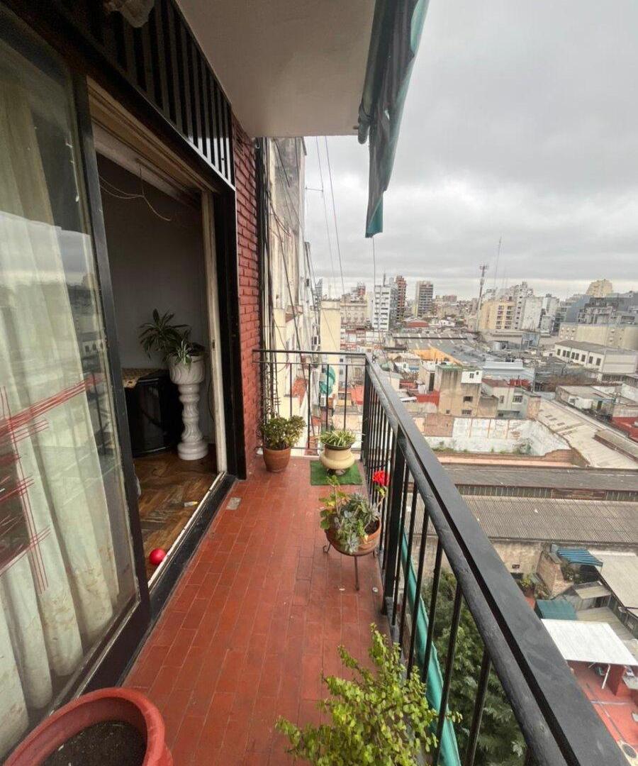 Foto de DTO. DUPLEX C/COCHERA 4 AMBIENTES EN CABA, imagen 1