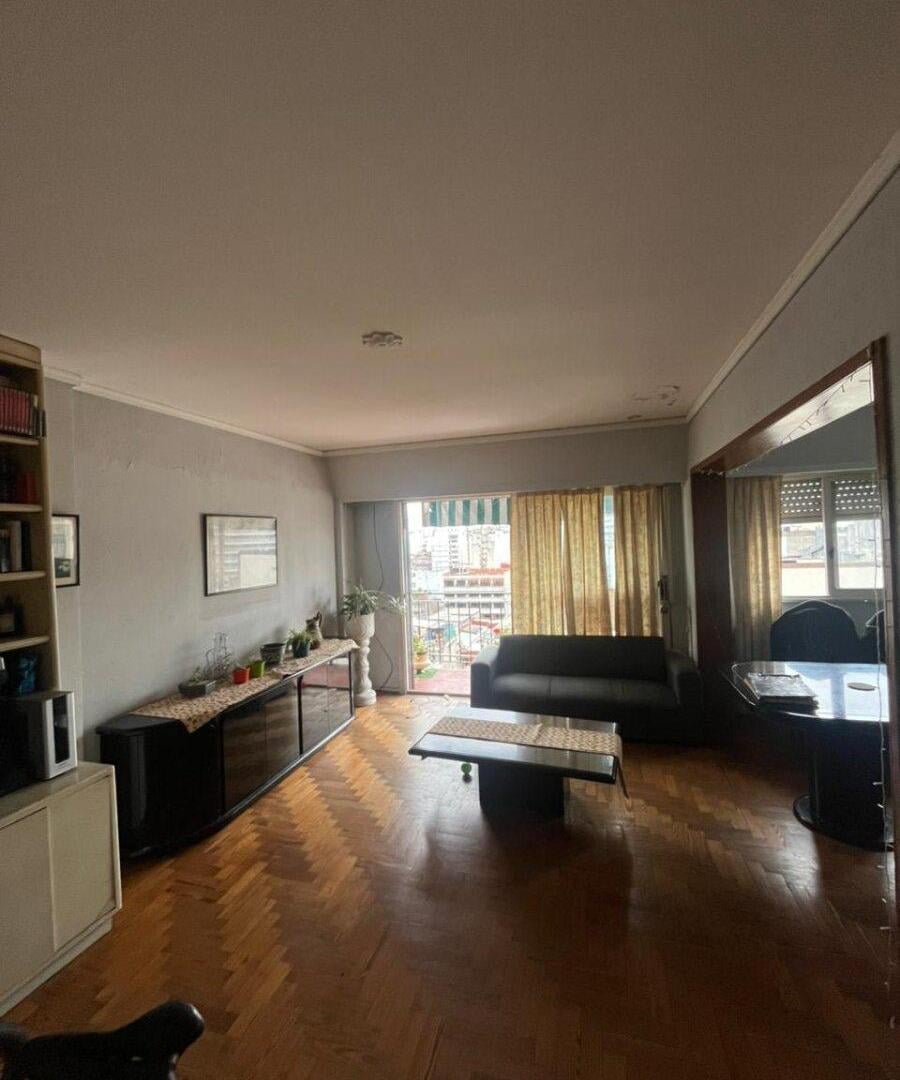 DTO. DUPLEX C/COCHERA 4 AMBIENTES EN CABA