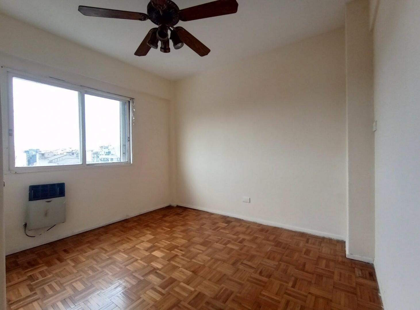 Foto de Departamento 2 ambientes con Balcón en Venta en Parque Patricios, imagen 4