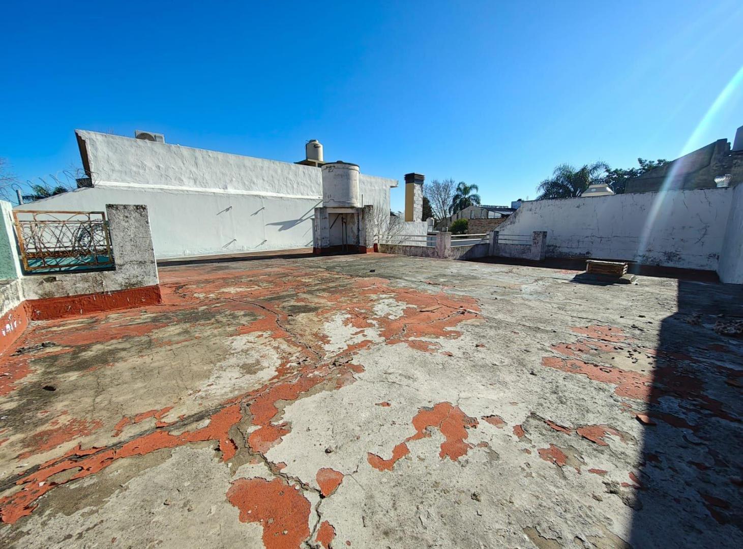 Foto de V. Ballester - Casa en lote propio a reciclar!, imagen 5