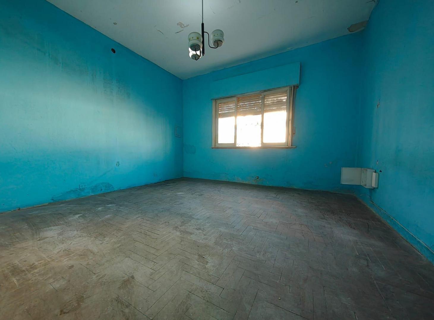 Foto de V. Ballester - Casa en lote propio a reciclar!, imagen 2