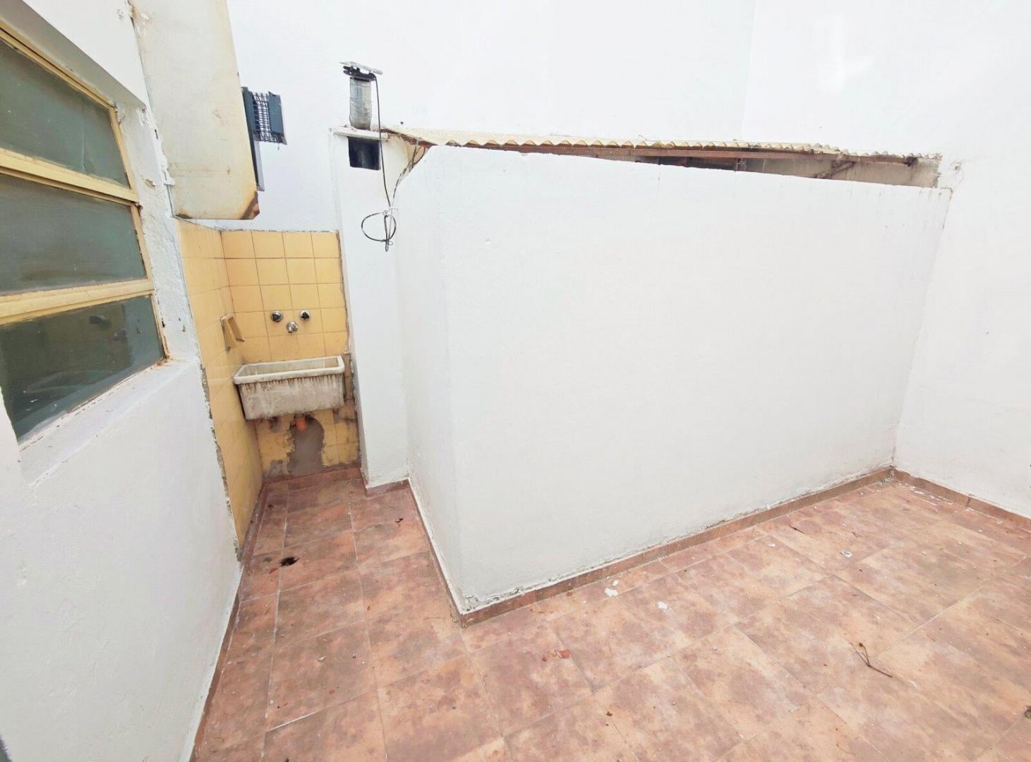 Foto de Apto profesional, Apto Crédito, con Garaje y Patio, Listo para, imagen 3