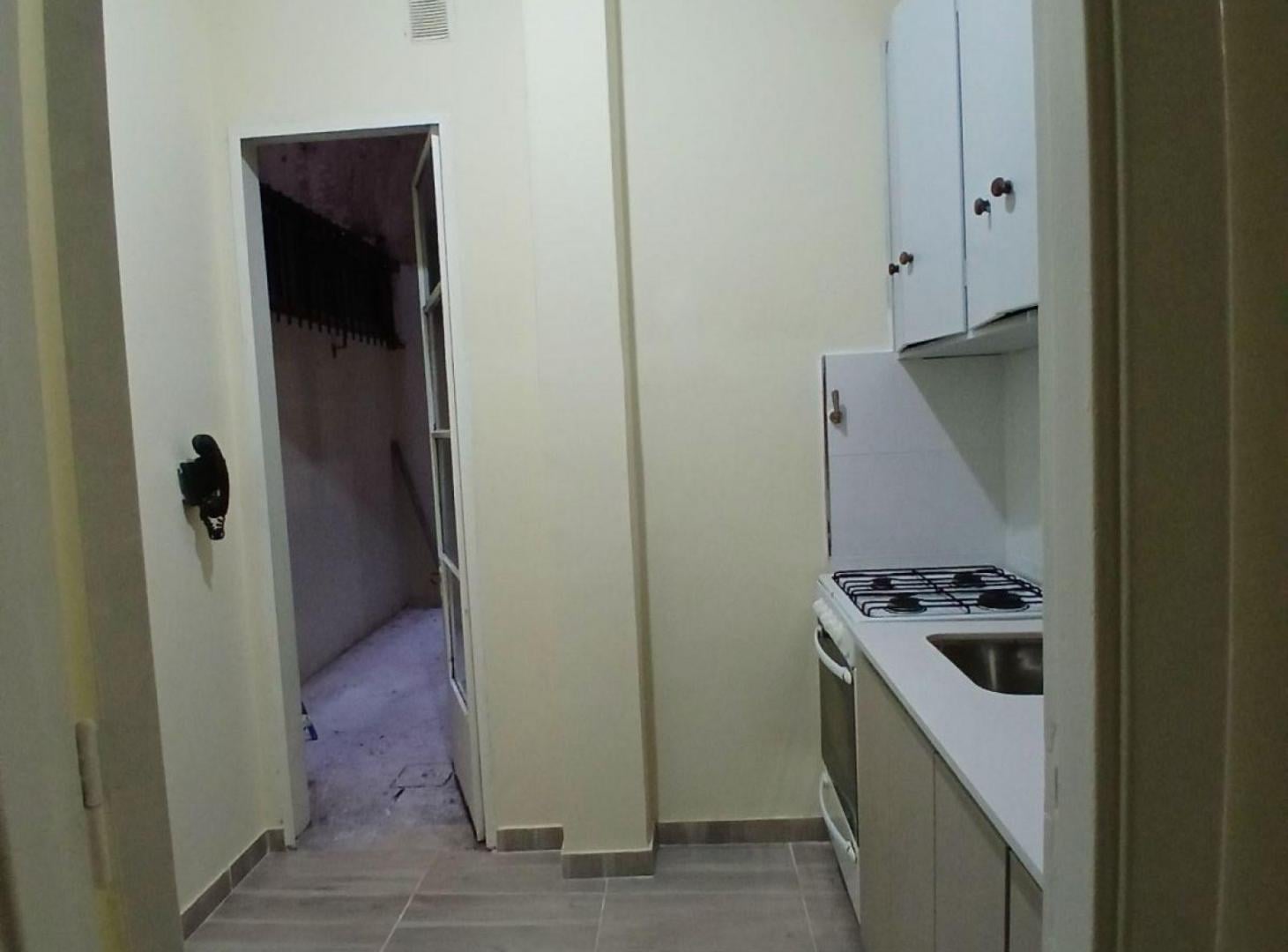 Foto de Barracas - 3 ambientes - Av. Montes de Oca 1400, imagen 2