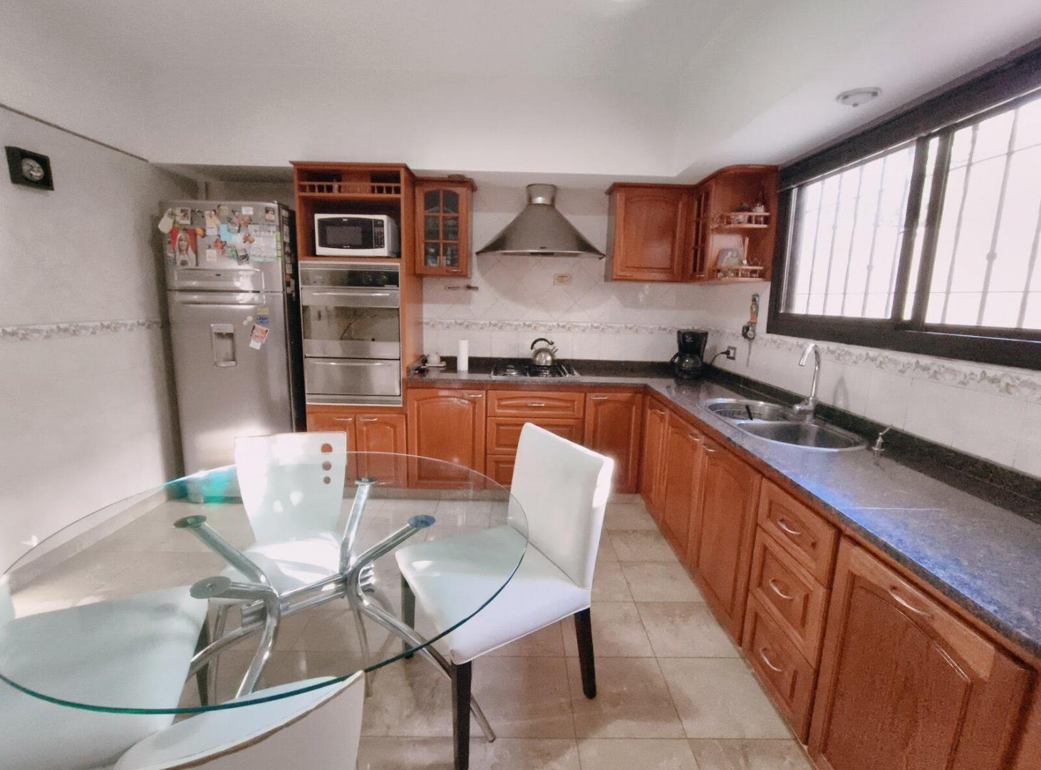 Foto de ✨ Triplex de 5 ambientes con terraza, parrilla y cochera en, imagen 3