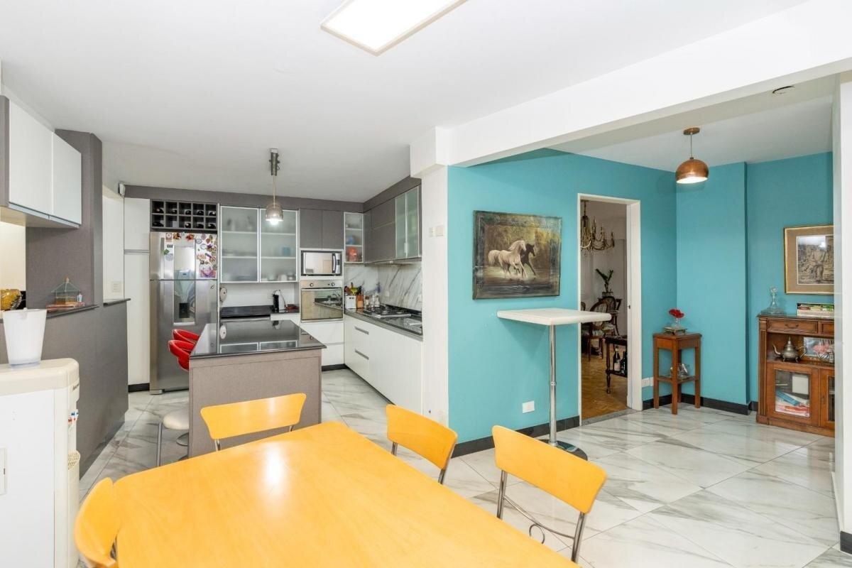 Foto de Recoleta, Galileo 2400, 4 amb, 203m2, 1 cochera, vista al frente, VENTA, imagen 3