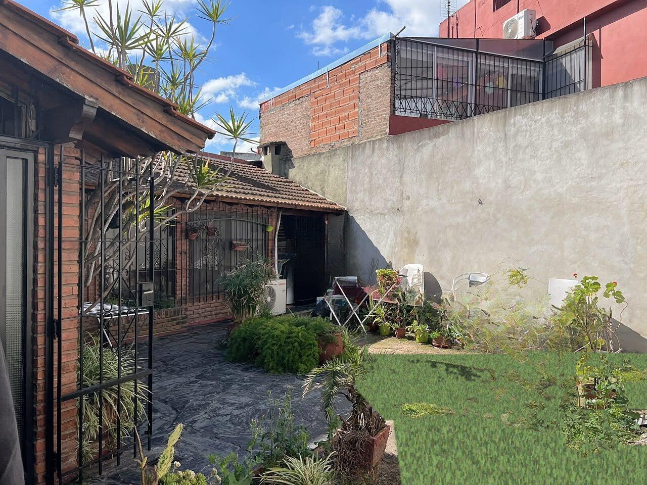 Foto de Casa de 3 dormitorios con Patio y cochera para 2 autos, imagen 1