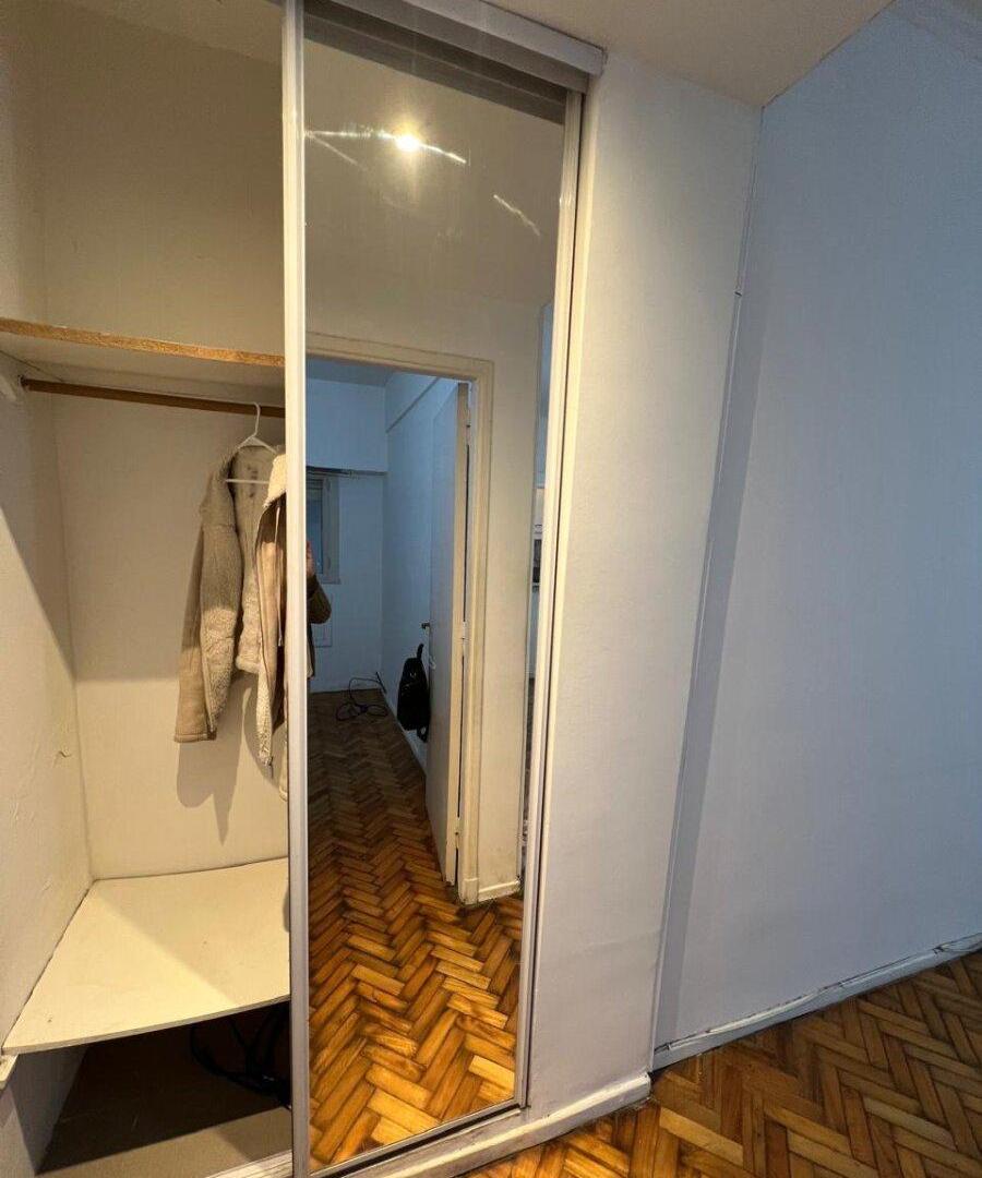 Foto de APTO CRÉDITO. Recoleta; 2 amb en PB con patio apto mascotas., imagen 4