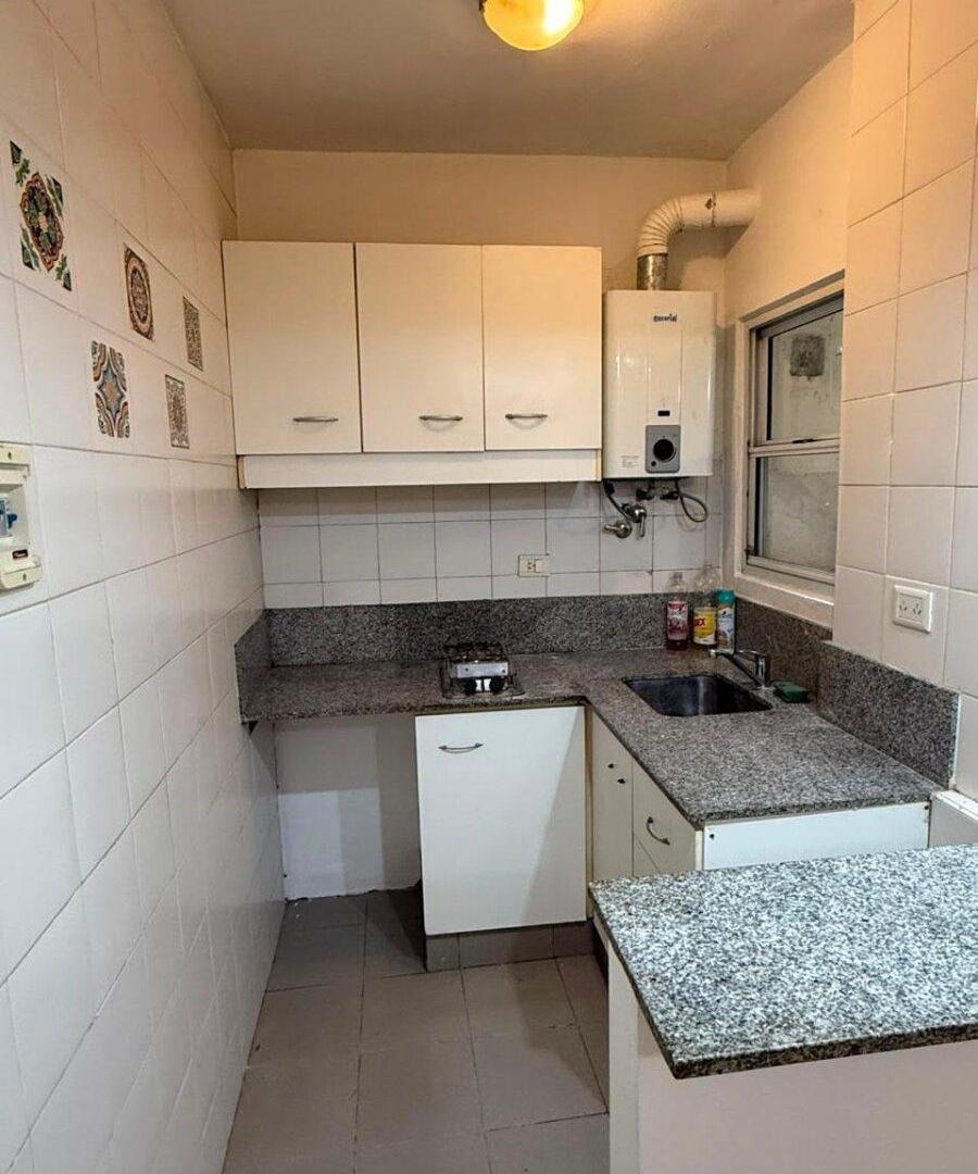 Foto de APTO CRÉDITO. Recoleta; 2 amb en PB con patio apto mascotas., imagen 3
