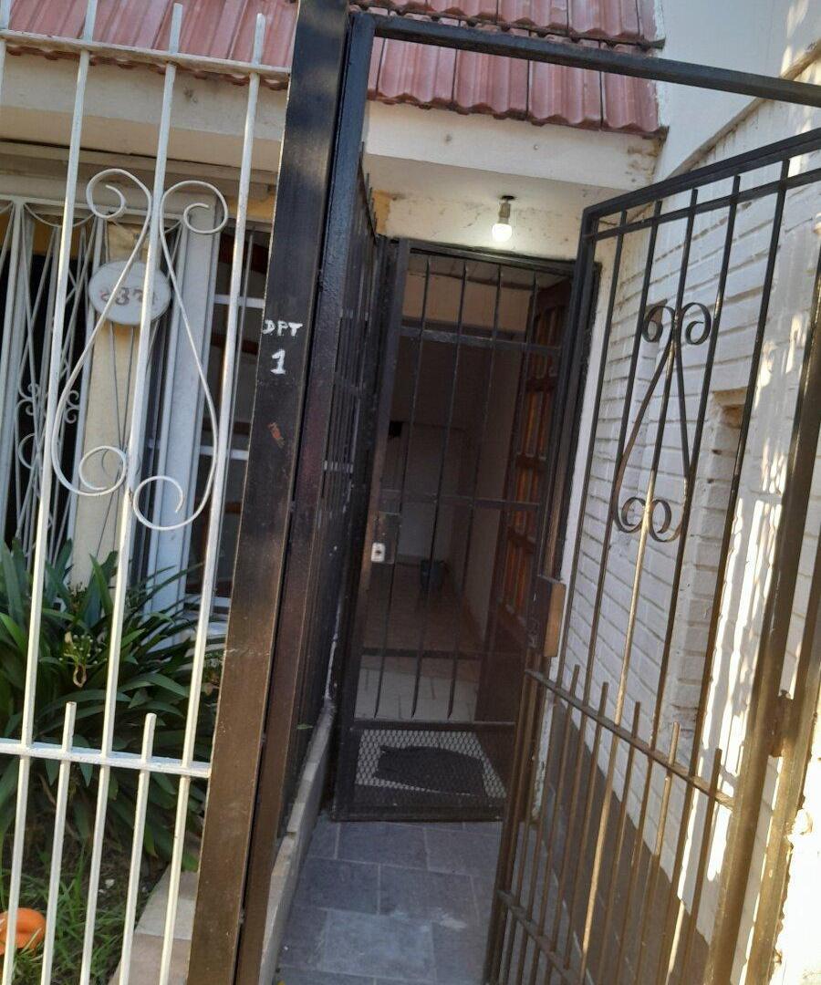 Foto de Alquiler ph 2 ambientes, lomas de Zamora, imagen 2