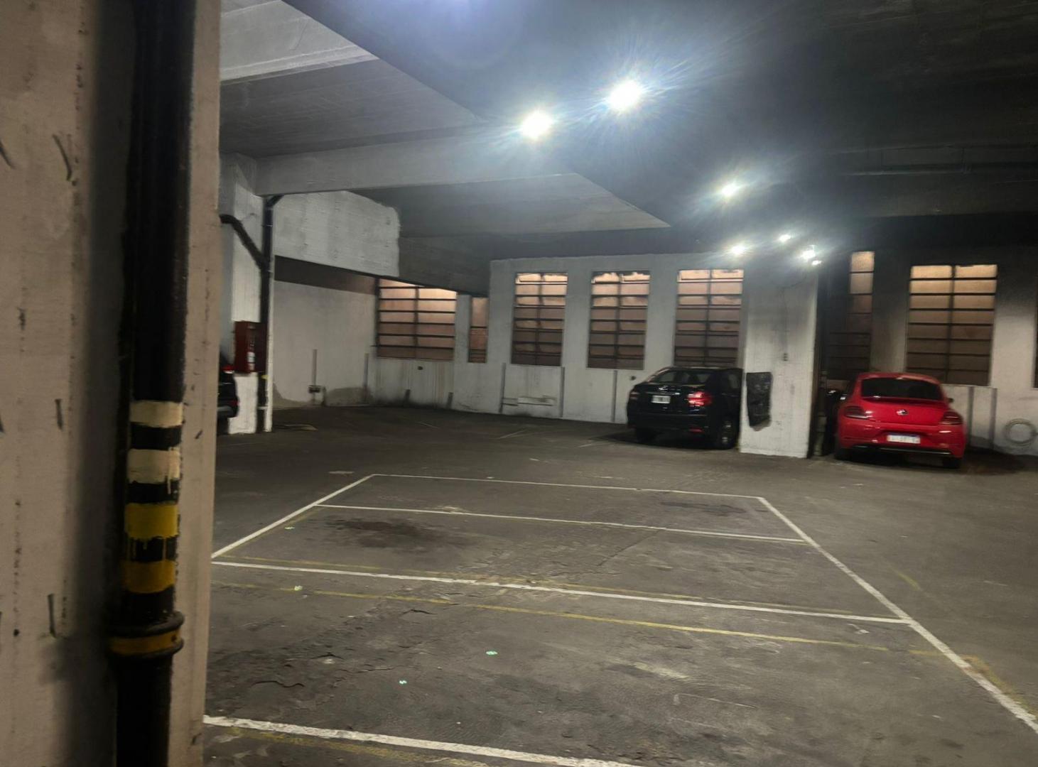 Foto de Planta Baja completa uso comercial 630 m2, imagen 2