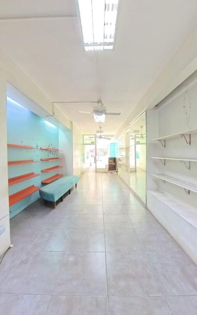 Foto de LOCAL A LA VENTA I EXCELENTE UBICACION, imagen 2