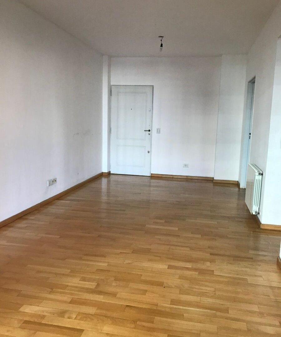 Foto de Venta precioso departamento de tres ambientes con cochera, situado, imagen 3