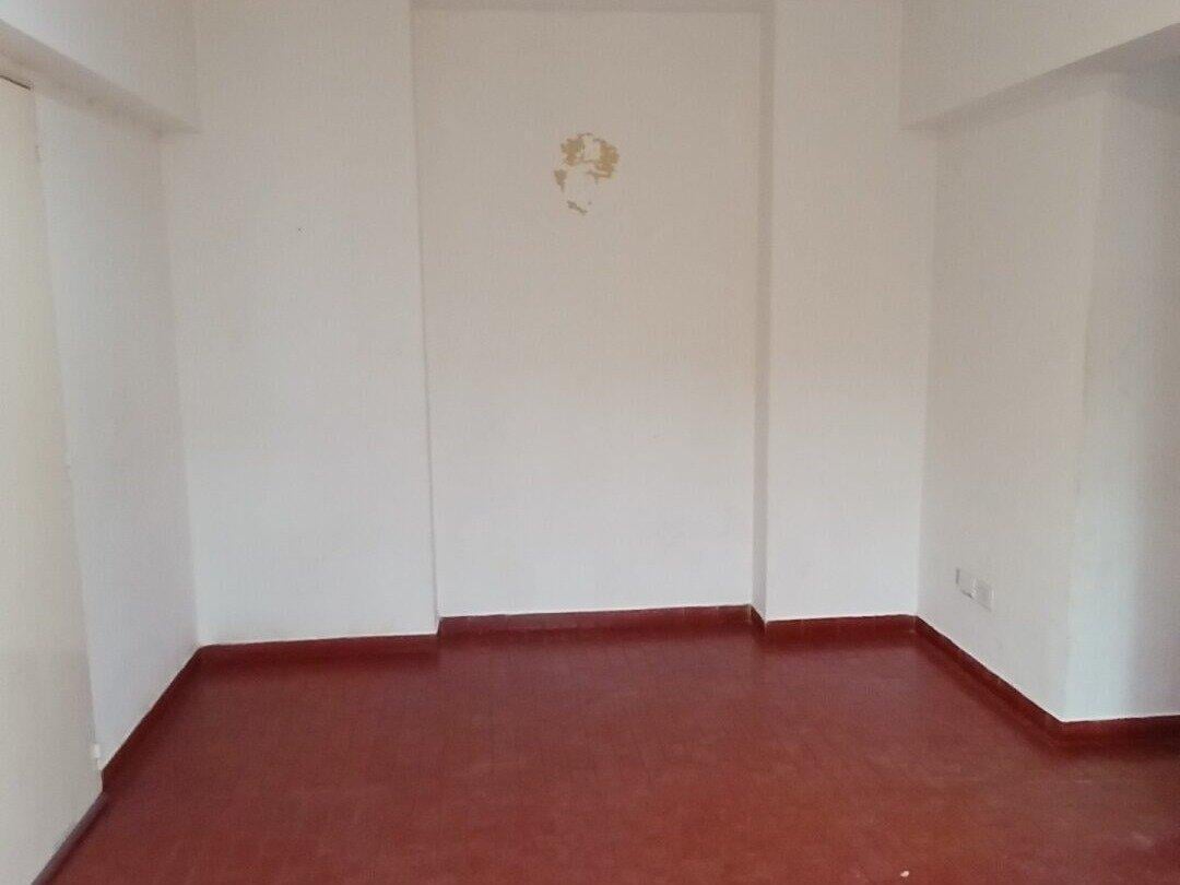 Foto de MATADEROS - DEPTO EN VENTA - 3 AMBIENTES - AL FRENTE - CON BALCON - EN, imagen 2