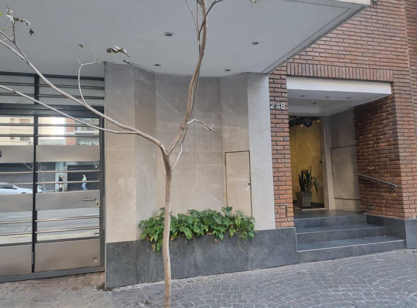 Foto de la propiedad en Avda. Juan B. Alberdi 246-248, Caballito Sur, Caballito