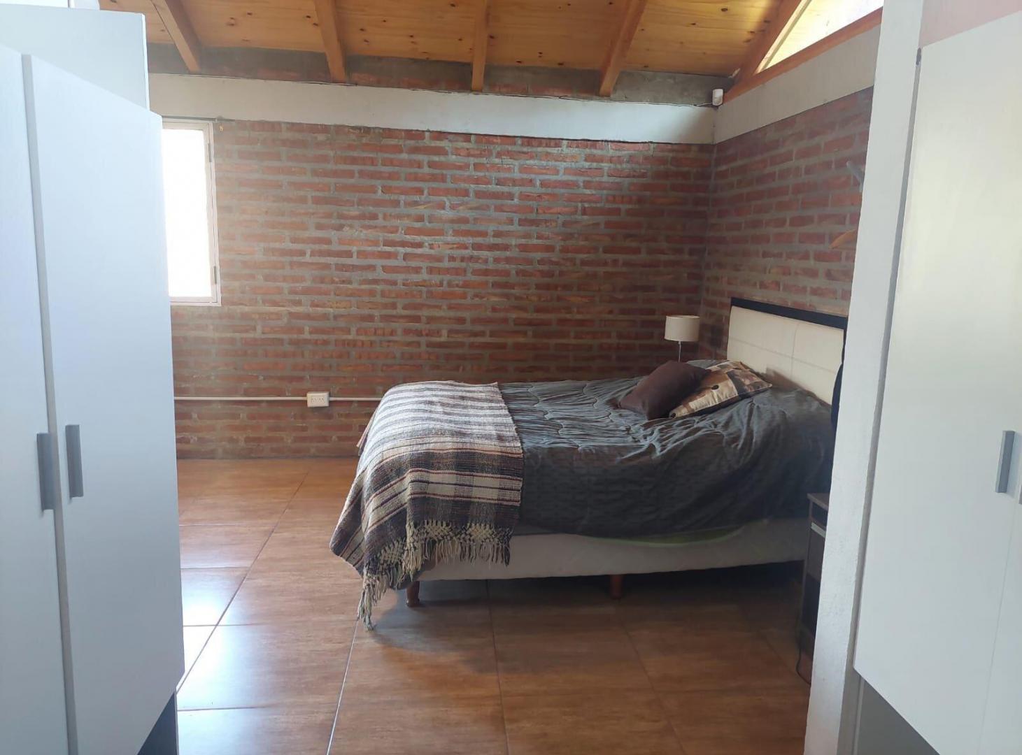 Foto de (064) Lago Puelo | Casa y Galpón de 216 m² sobre Ruta 16 con frente, imagen 3