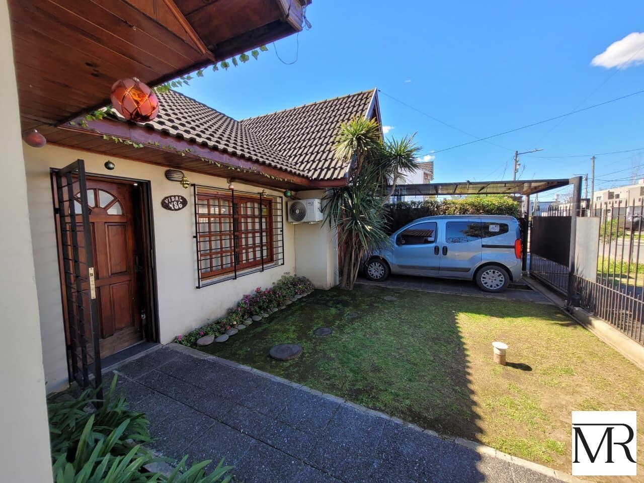 Foto de Hermoso Chalet 4 ambientes con Cochera, Parque y Piscina, imagen 2