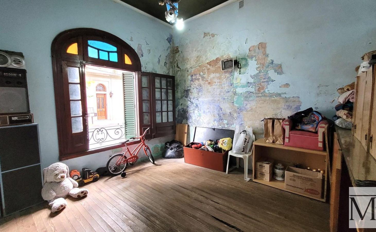 Foto de NUEVO PRECIO Casa a refaccionar con Gran Cochera sobre dos lotes, imagen 5