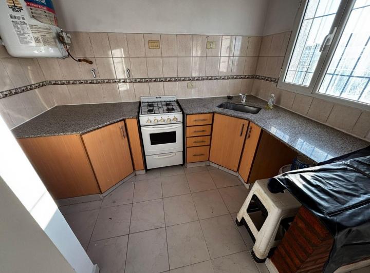 DEPARTAMENTO 2 AMBIENTES - 1ER PISO C - *Apto crédito Hipotecario - PTO MADRYN 3