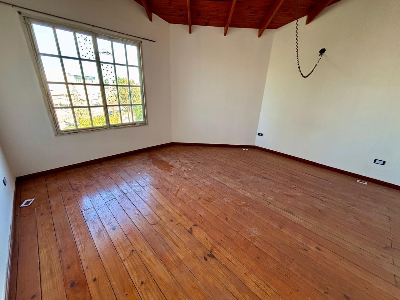 Foto de DEPARTAMENTO 2 AMBIENTES - 1er PISO DTO "2" -La Triniad 68- Madryn, imagen 4