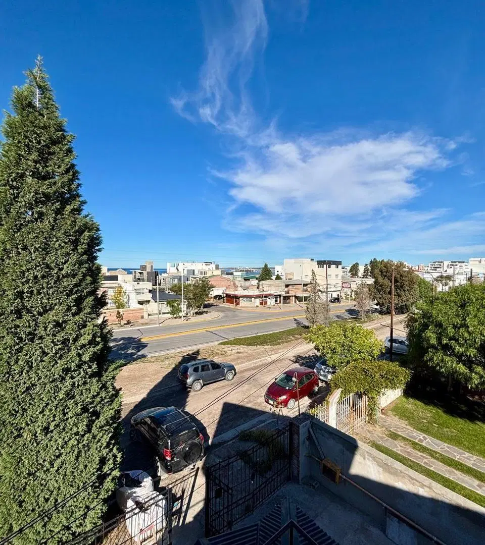 DEPARTAMENTO 3 AMBIENTES - 1er PISO DTO "3" -La Triniad 68-Madryn 5